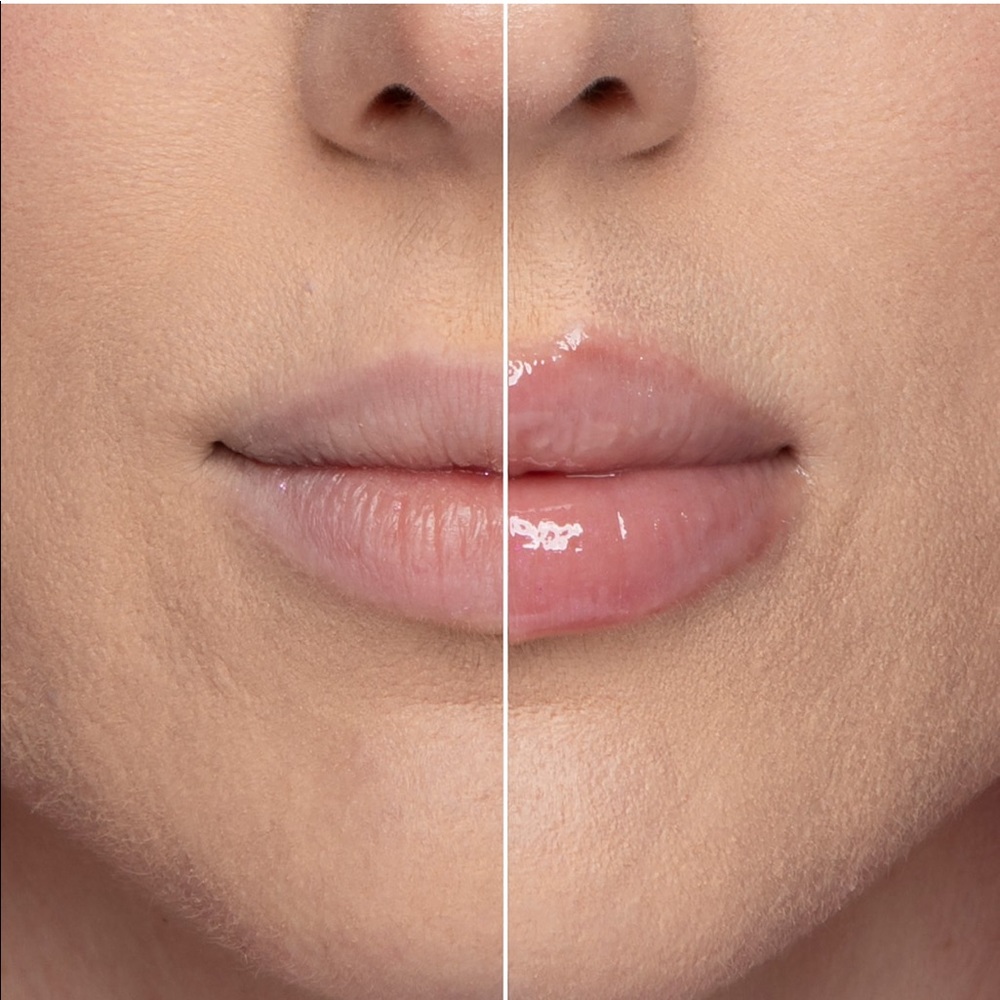 Too Faced Lip Injection Extreme - Picture 2 of 3